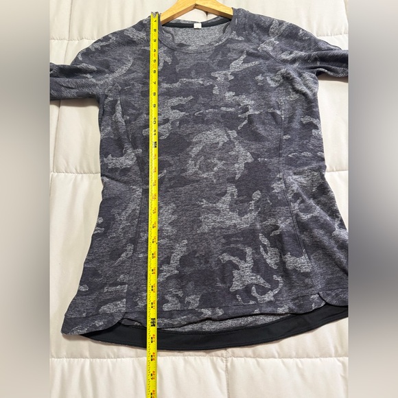 Lululemon long sleeve camo top - Picture 7 of 7